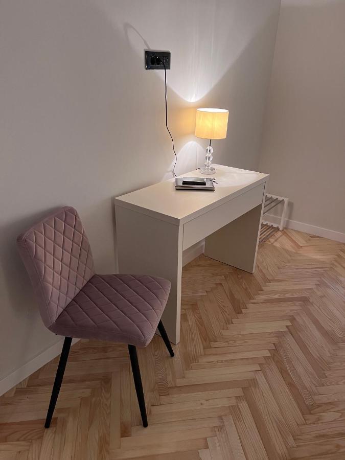 Two Palms Apartment Duce Ngoại thất bức ảnh